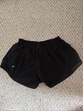 LULULEMON HOTTY HOT look alike Black varsity Women's Athletic Shorts